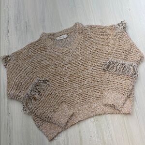 Sadie & Sage Cropped Tan V-Neck Sweater with Fringe Sz S